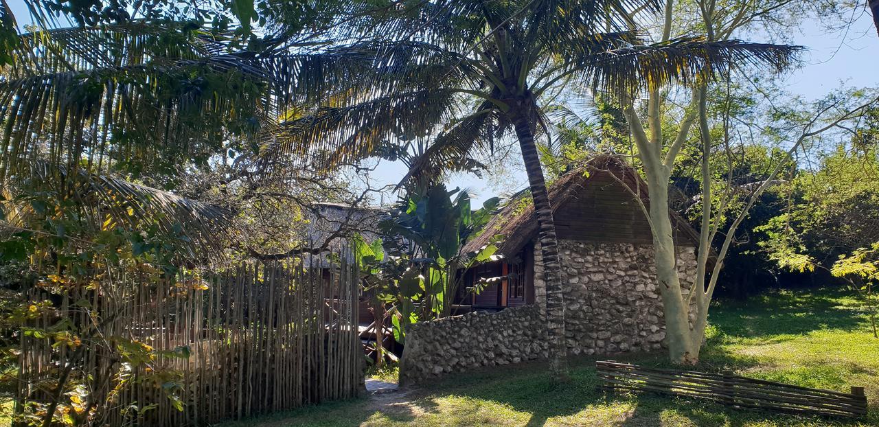 Kosi Bay Lodge Manguzi Exteriör bild